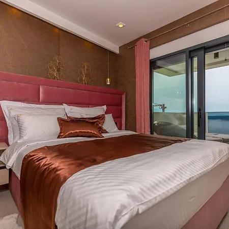 Marassi With Heated Pool, Hot Tub And Sauna *