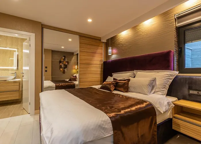 Marassi With Heated Pool, Hot Tub And Sauna Villa Crikvenica