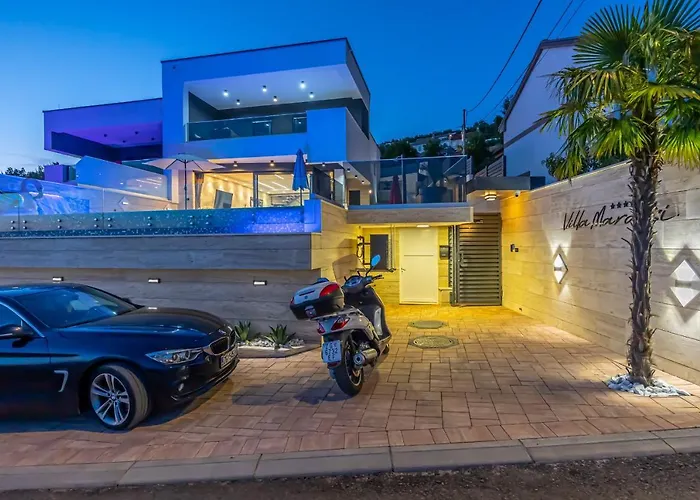 Marassi With Heated Pool, Hot Tub And Sauna Villa Crikvenica