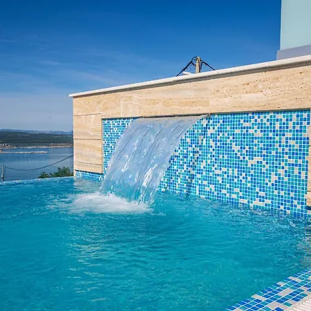 Marassi With Heated Pool, Hot Tub And Sauna