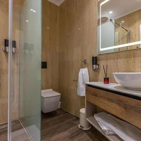 Marassi With Heated Pool, Hot Tub And Sauna Vilă *