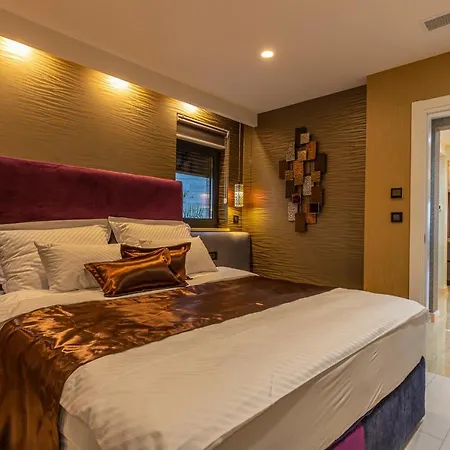 Marassi With Heated Pool, Hot Tub And Sauna *