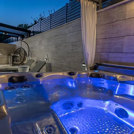 Marassi With Heated Pool, Hot Tub And Sauna * Crikvenica