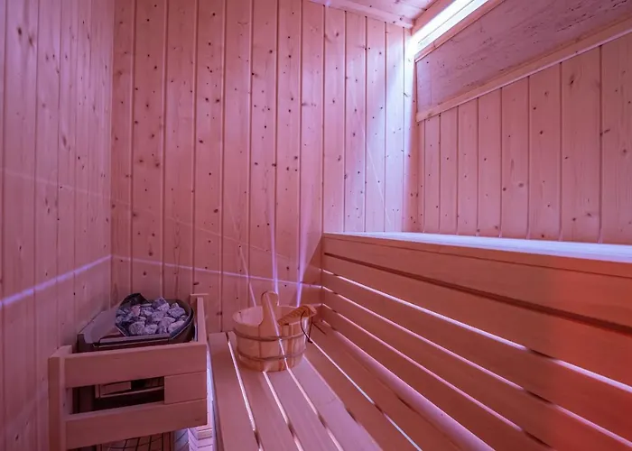 Marassi With Heated Pool, Hot Tub And Sauna Crikvenica