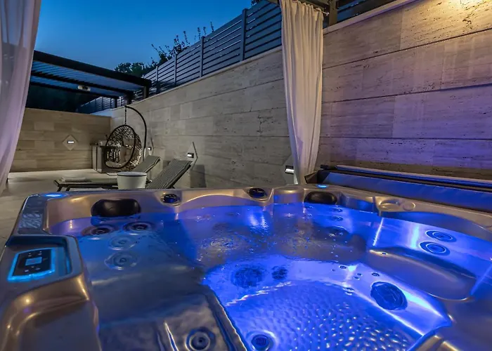 Marassi With Heated Pool, Hot Tub And Sauna * Crikvenica