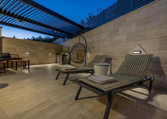 Marassi With Heated Pool, Hot Tub And Sauna Villa *